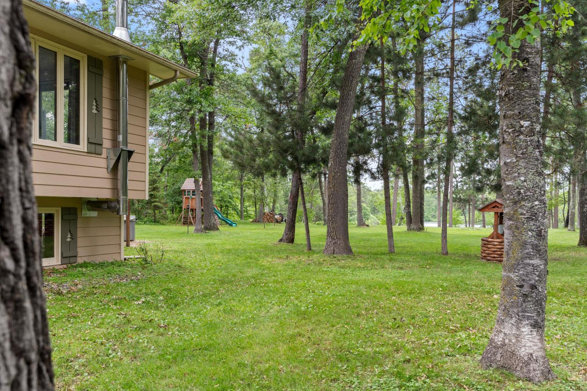 Large Home With Lake Views And Space To Entertain Friends Cross Lake Exterior photo